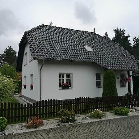 Gaestezimmer Im Bewohnten Efh Mit Pool Und Garten Ziltendorf Zewnętrze zdjęcie