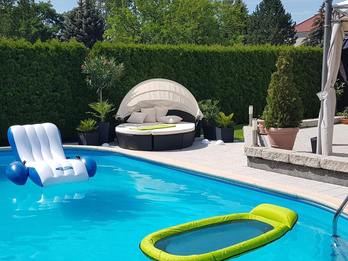 Gaestezimmer Im Bewohnten Efh Mit Pool Und Garten Ziltendorf Zewnętrze zdjęcie