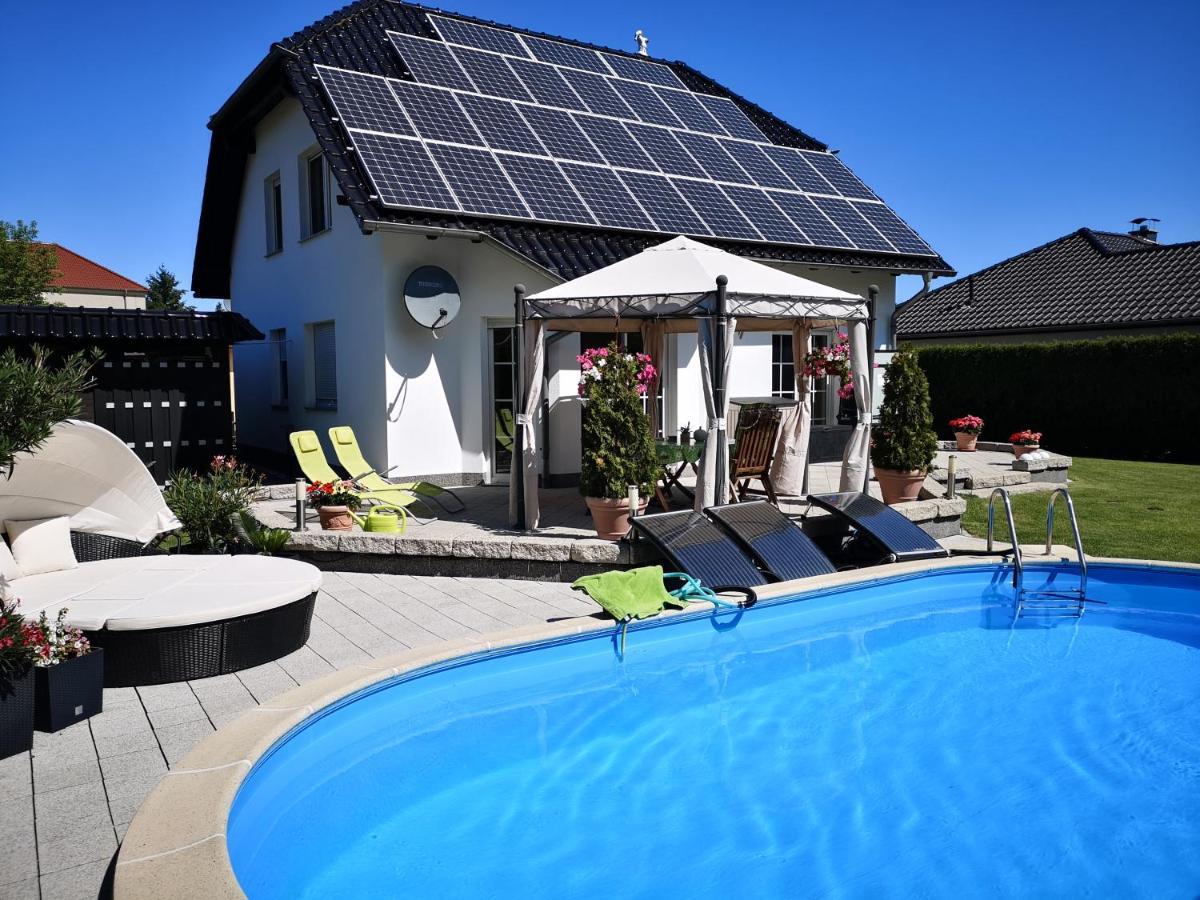 Gaestezimmer Im Bewohnten Efh Mit Pool Und Garten Ziltendorf Zewnętrze zdjęcie