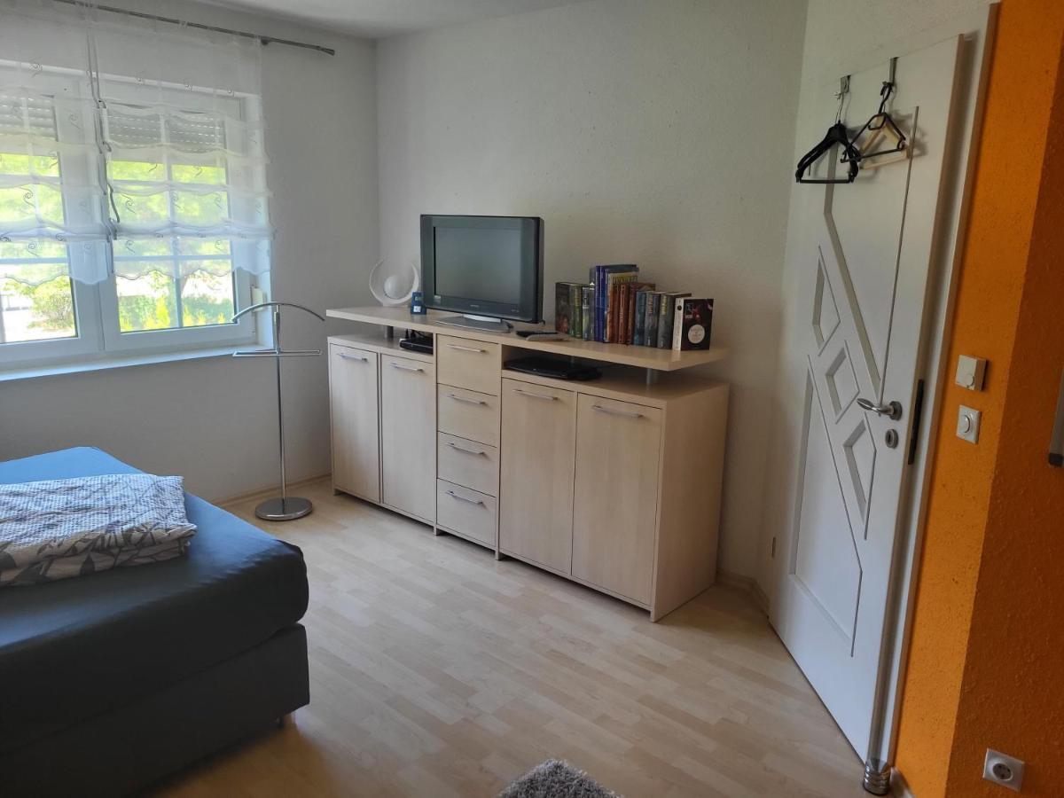 Gaestezimmer Im Bewohnten Efh Mit Pool Und Garten Ziltendorf Zewnętrze zdjęcie